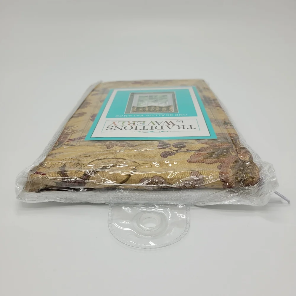 Traditions by Waverly Navarra Scallop Valance Traditional Style Floral 52x16 NEW